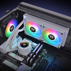 THERMALTAKE 240MM TH240 CL-W364-PL12SW-A ARGB AM5-1851p Sıvı Soğutmalı İşlemci Fanı Beyaz
