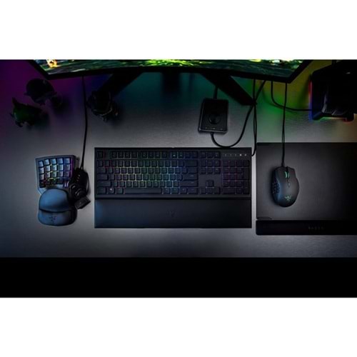RAZER TARTARUS V2 RGB Siyah Oyun Konsolu